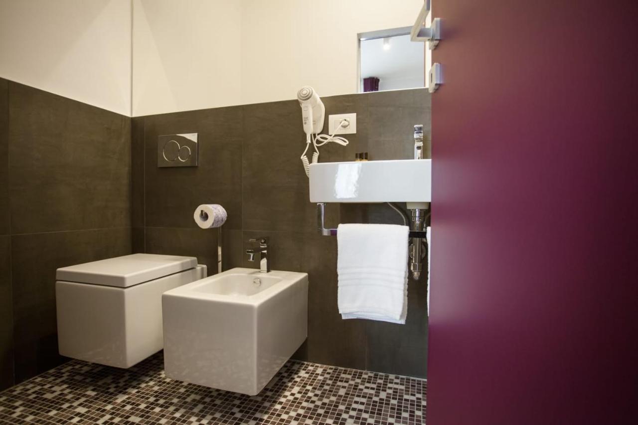 Dimora Mefite-Camere Con Bagno Privato E Self Check-In Матера Екстер'єр фото