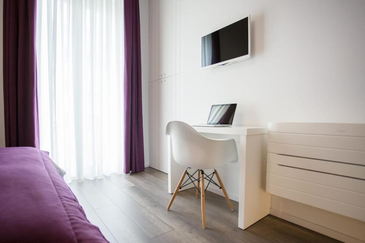 Dimora Mefite-Camere Con Bagno Privato E Self Check-In Матера Екстер'єр фото