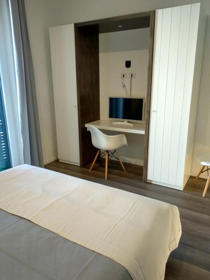 Dimora Mefite-Camere Con Bagno Privato E Self Check-In Матера Екстер'єр фото