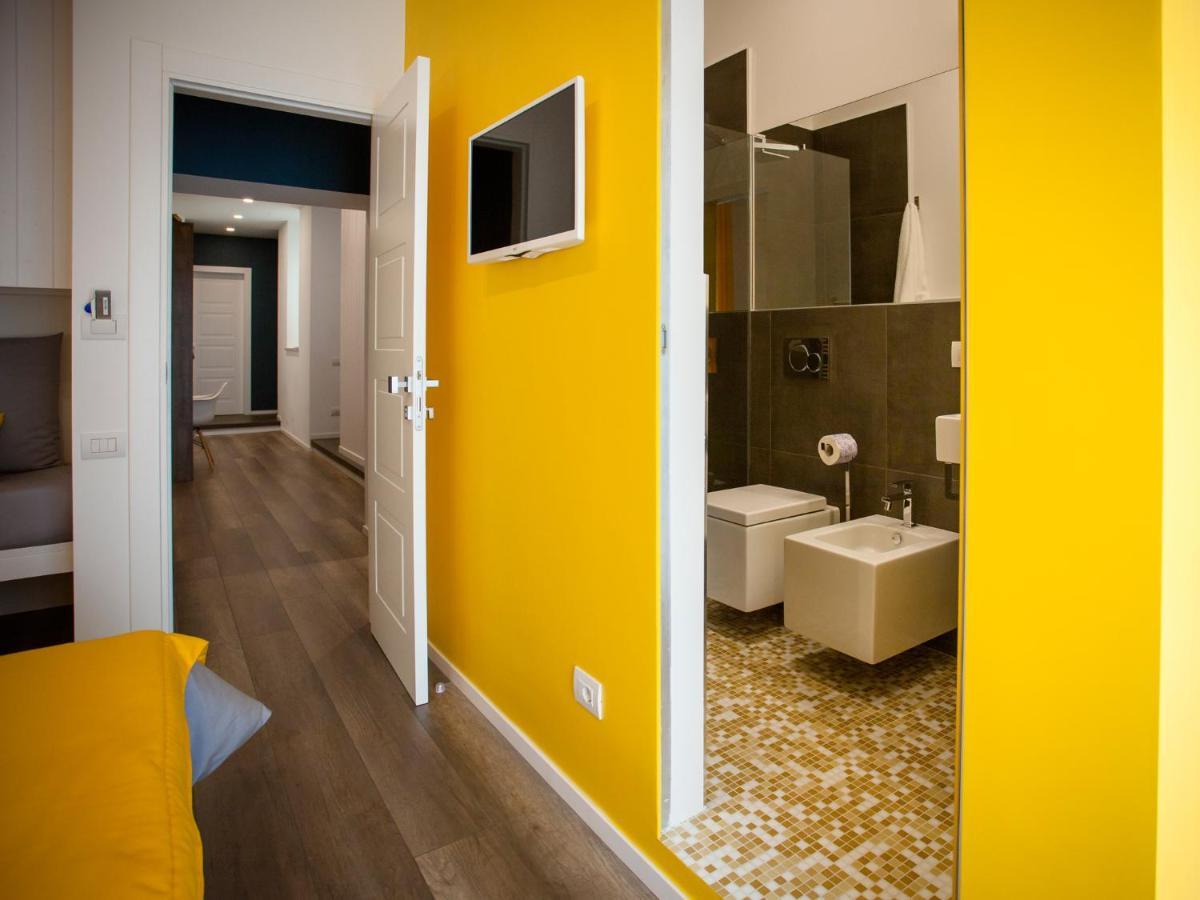 Dimora Mefite-Camere Con Bagno Privato E Self Check-In Матера Екстер'єр фото
